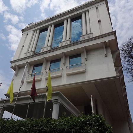 J P Cordial Hotel Bangalore Luaran gambar