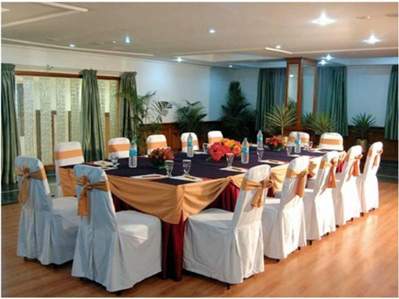 J P Cordial Hotel Bangalore Kemudahan gambar