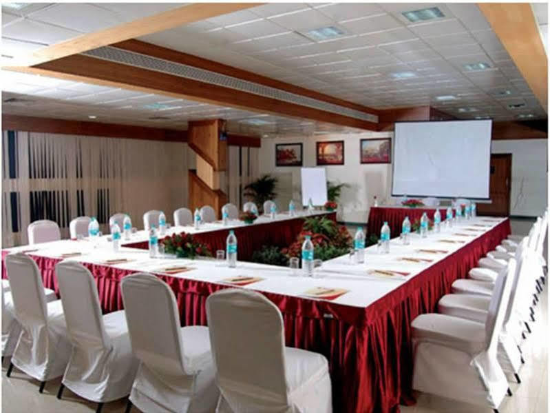 J P Cordial Hotel Bangalore Kemudahan gambar